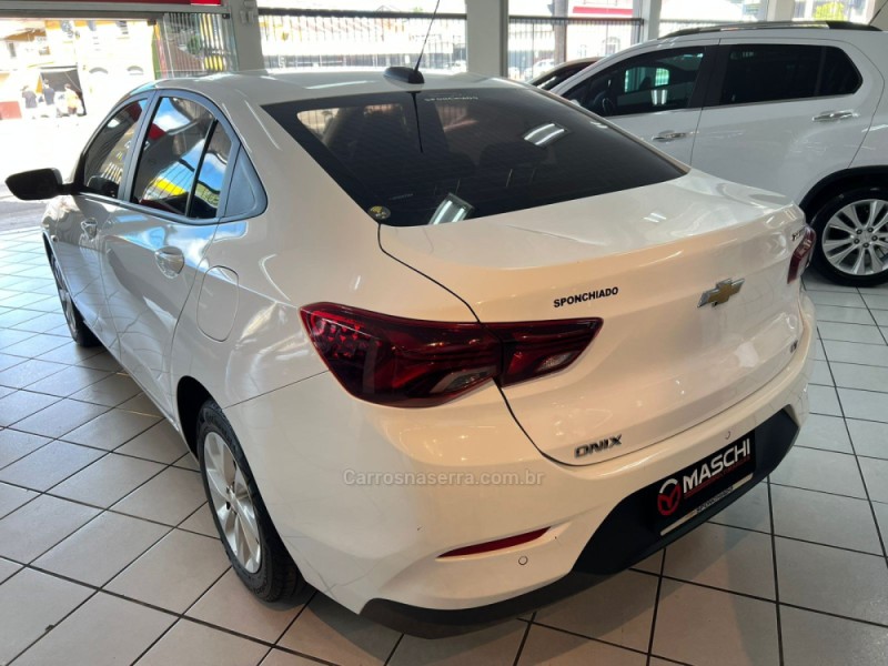ONIX 1.0 PLUS 12V TURBO 4P AUTOMÁTICO - 2020 - CAXIAS DO SUL