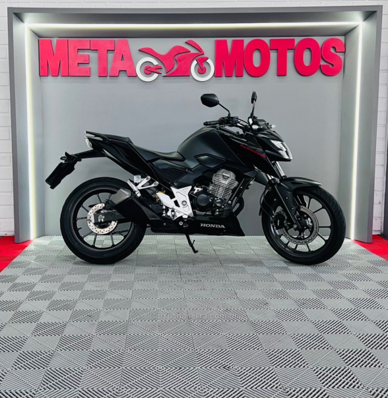 cb 300f twister  2023 campo bom
