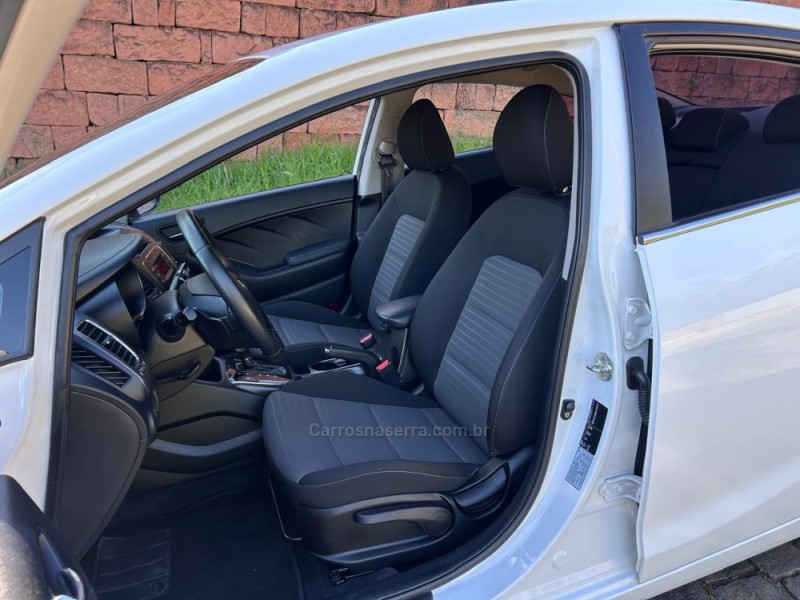 CERATO 1.6 16V SX4 GASOLINA 4P AUTOMÁTICO - 2019 - VENâNCIO AIRES