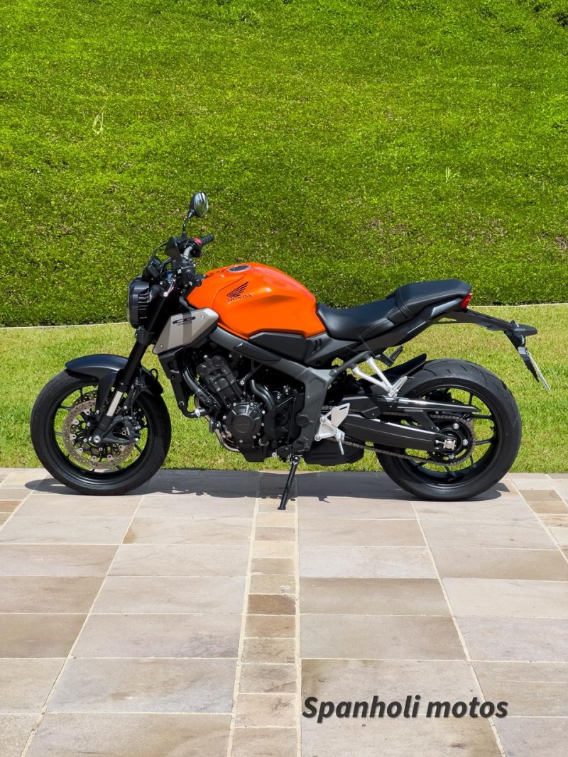 CB 650R  - 2024 - BENTO GONçALVES
