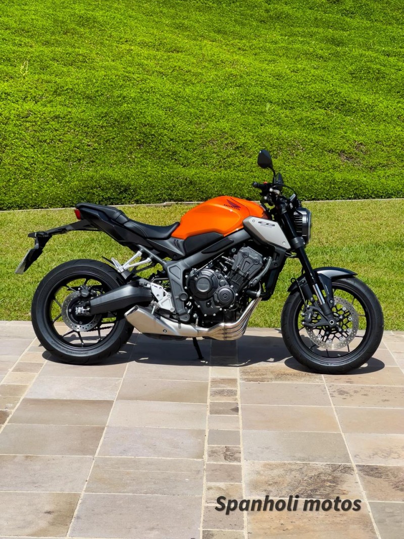 CB 650R  - 2024 - BENTO GONçALVES