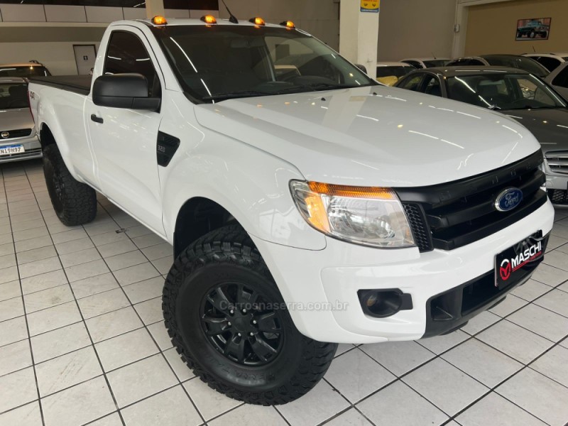 RANGER 3.2 XLS 4X4 CS 20V DIESEL 2P MANUAL - 2014 - CAXIAS DO SUL
