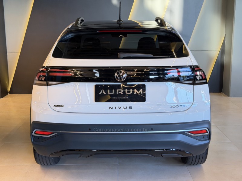 NIVUS 1.0 200 TSI HIGHLINE LAUNCHING EDITION TOTAL FLEX 4P AUTOMÁTICO - 2024 - CAXIAS DO SUL