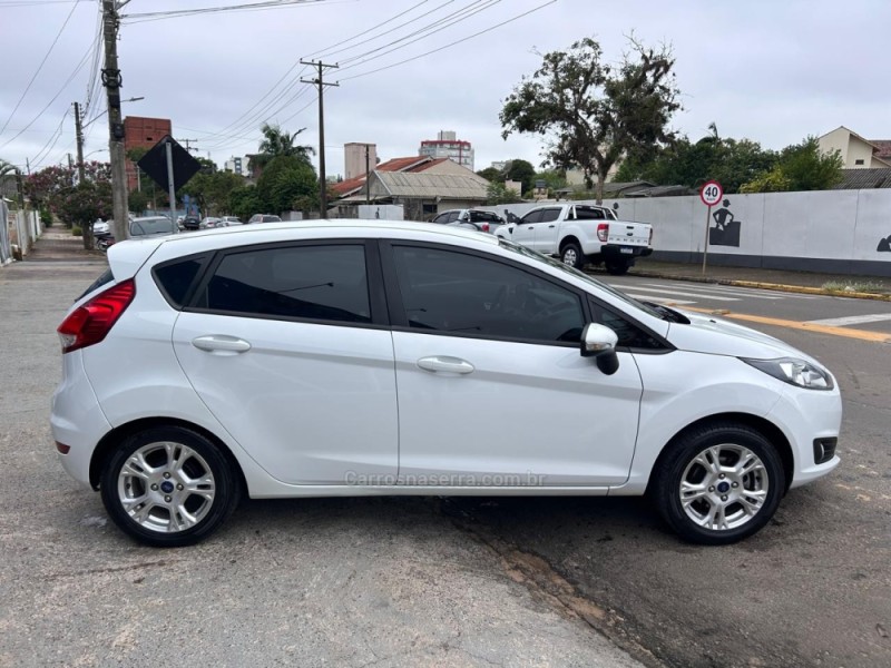 FIESTA 1.6 SEL HATCH 16V FLEX 4P AUTOMÁTICO - 2017 - VENâNCIO AIRES
