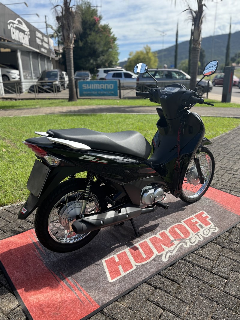 BIZ 125 ES - 2025 - FELIZ