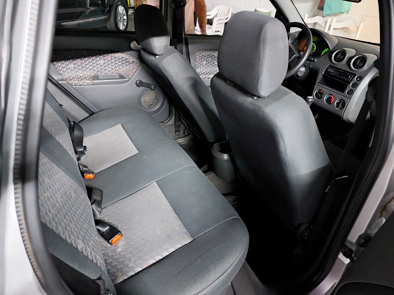 FIESTA 1.0 EDGE 8V GASOLINA 4P MANUAL - 2003 - BENTO GONçALVES