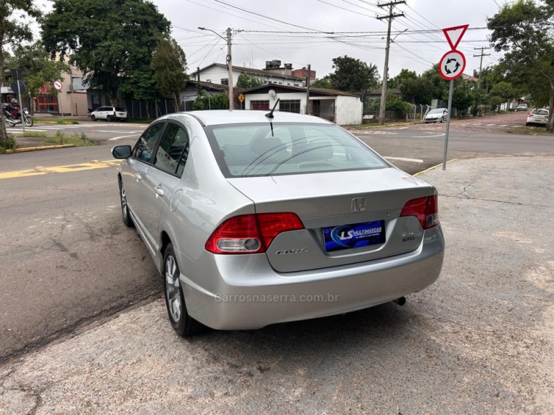 CIVIC 1.8 LXL SE 16V FLEX 4P MANUAL - 2010 - VENâNCIO AIRES
