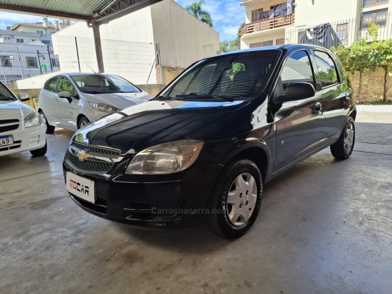 CELTA 1.0 MPFI LS 8V FLEX 4P MANUAL - 2012 - GARIBALDI
