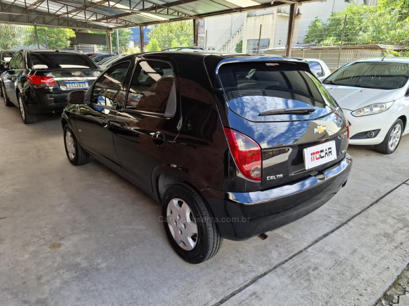 CELTA 1.0 MPFI LS 8V FLEX 4P MANUAL - 2012 - GARIBALDI