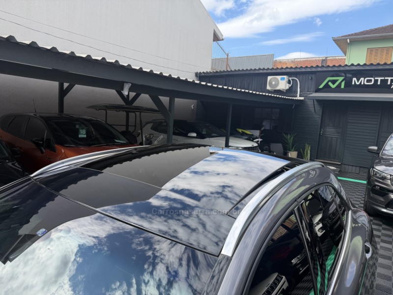 GLA 200 1.6 CGI VISION BLACK EDITION 16V TURBO FLEX 4P AUTOMÁTICO - 2015 - CAXIAS DO SUL