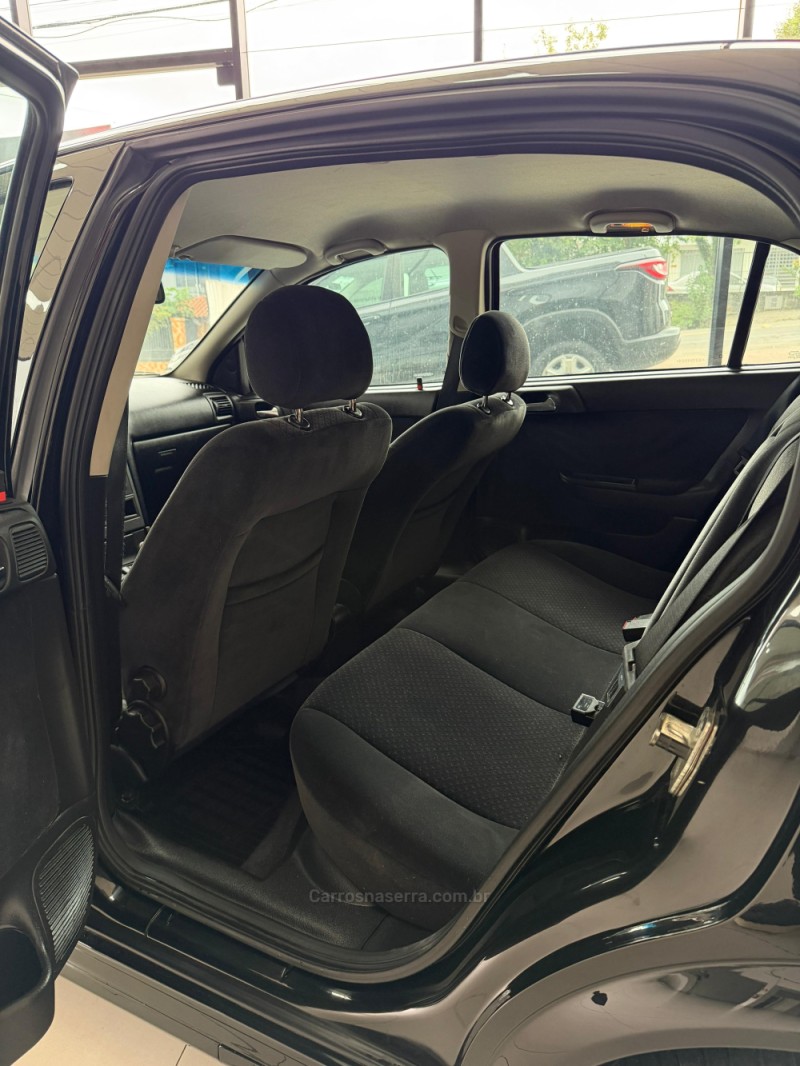 ASTRA 2.0 MPFI ADVANTAGE 8V FLEX 4P MANUAL - 2011 - SANTA CRUZ DO SUL