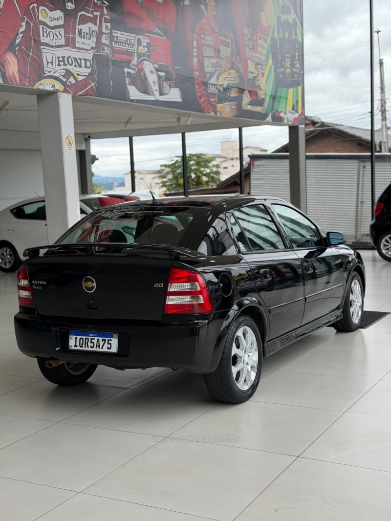 ASTRA 2.0 MPFI ADVANTAGE 8V FLEX 4P MANUAL - 2011 - SANTA CRUZ DO SUL