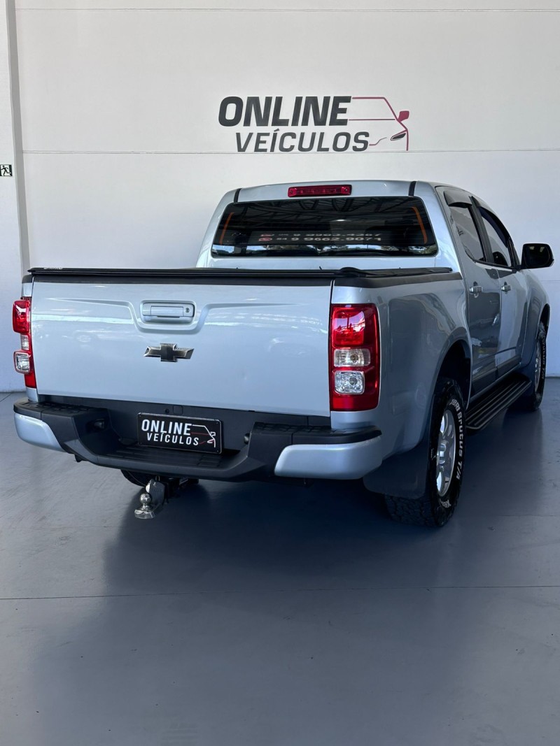 S10 2.8 LT 4X2 CD 16V TURBO DIESEL 4P MANUAL - 2013 - FARROUPILHA