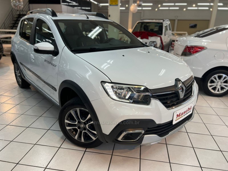 SANDERO 1.6 STEPWAY ICONIC X-TRONIC 16V FLEX 4P AUTOMÁTICO - 2022 - CAXIAS DO SUL