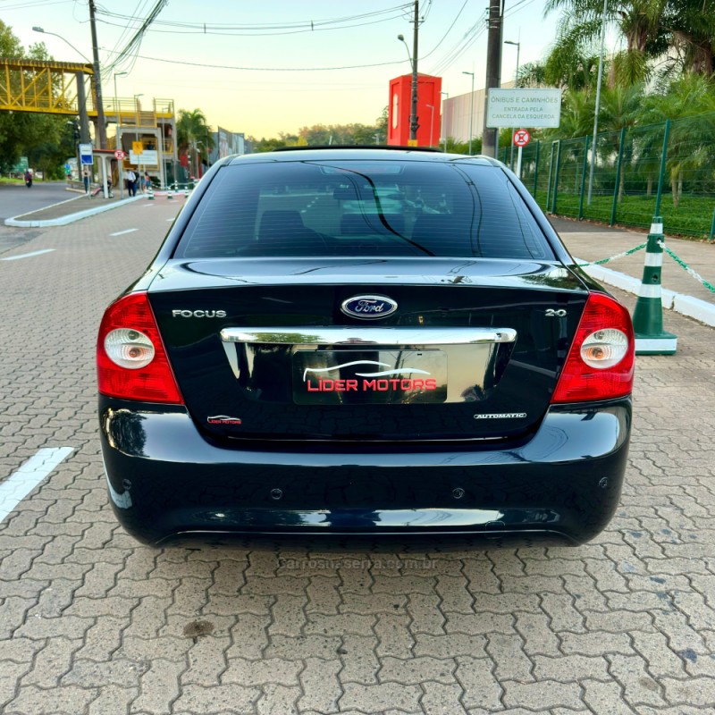 FOCUS 2.0 TITANIUM PLUS SEDAN 16V FLEX 4P AUTOMÁTICO - 2013 - ESTâNCIA VELHA