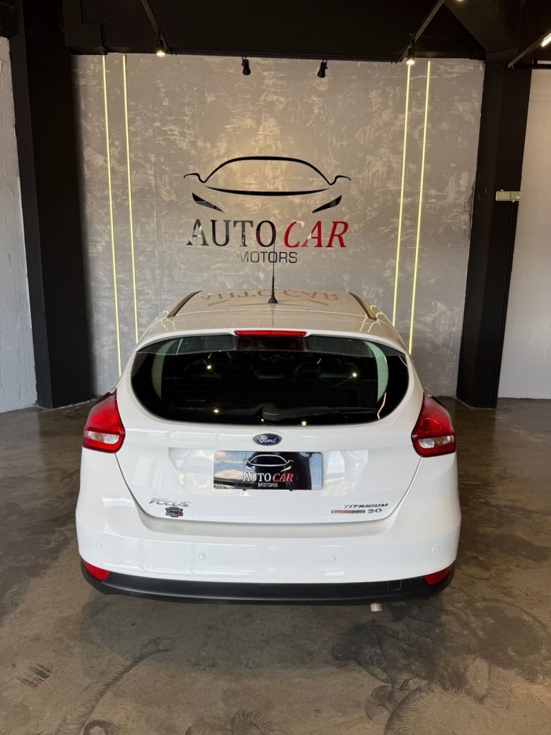 FOCUS 2.0 TITANIUM HATCH 16V FLEX 4P AUTOMÁTICO - 2016 - CAXIAS DO SUL