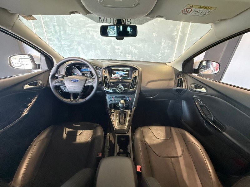 FOCUS 2.0 TITANIUM HATCH 16V FLEX 4P AUTOMÁTICO - 2016 - CAXIAS DO SUL