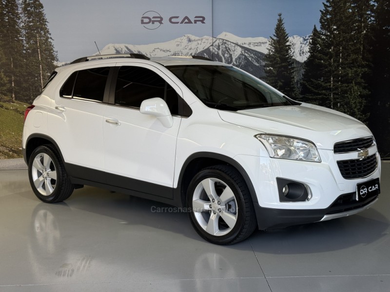 tracker 1.8 mpfi ltz 4x2 16v flex 4p automatico 2014 garibaldi