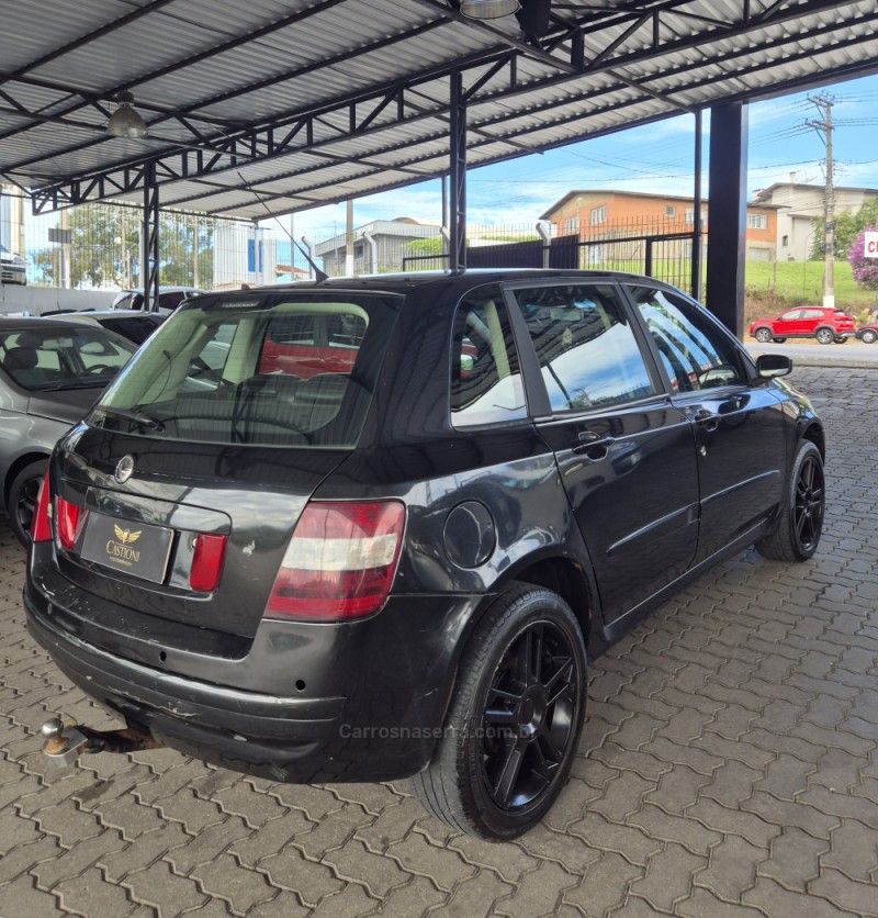 STILO 1.8 MPI CONNECT 8V GASOLINA 4P MANUAL - 2006 - CAXIAS DO SUL
