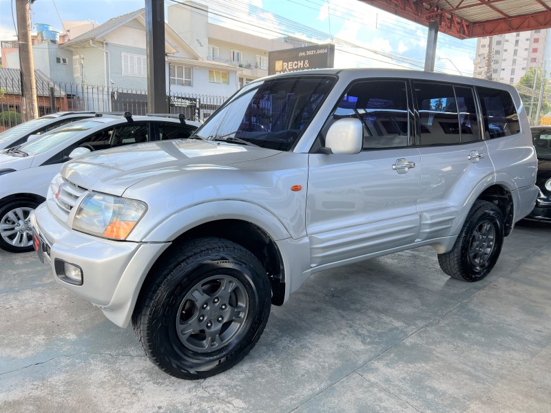 PAJERO 3.0 GLS-B 4X4 V6 150CV GASOLINA 4P AUTOMÁTICO - 2001 - CAXIAS DO SUL