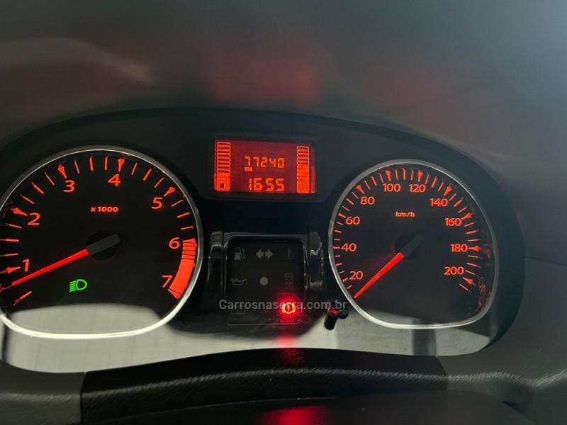 DUSTER 1.6 DYNAMIQUE 4X2 16V FLEX 4P MANUAL - 2014 - CAXIAS DO SUL