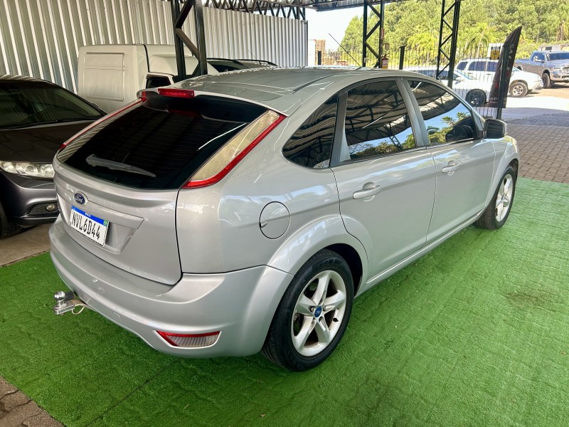 FOCUS 1.6 GL 16V FLEX 4P MANUAL - 2012 - SãO SEBASTIãO DO CAí