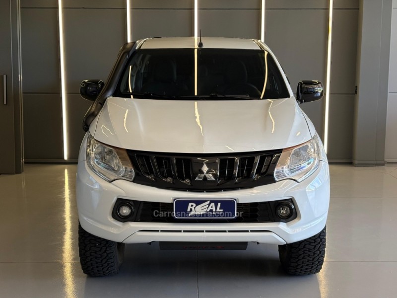 L200 2.4 16V CD 4X4 GL SPORT TURBO DIESEL 4P MANUAL - 2022 - SAPIRANGA