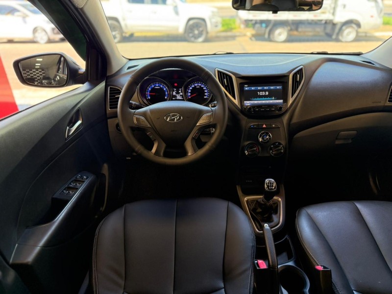 HB20S 1.6 COMFORT PLUS 16V FLEX 4P MANUAL - 2018 - ESTâNCIA VELHA