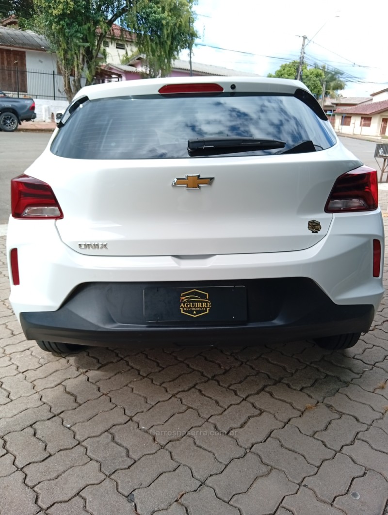 ONIX 1.0 12V FLEX 4P MANUAL - 2025 - PASSO FUNDO
