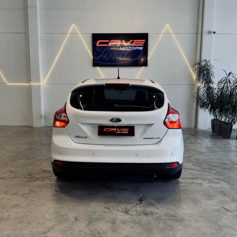 FOCUS 2.0 SE HATCH 16V FLEX 4P AUTO - 2015 - CAXIAS DO SUL