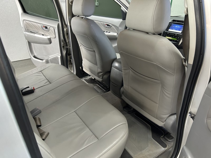 HILUX 3.0 SRV 4X4 CD 16V TURBO INTERCOOLER DIESEL 4P AUTOMÁTICO - 2011 - CAXIAS DO SUL