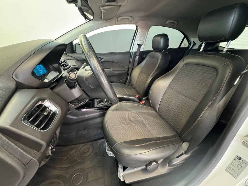 ONIX 1.4 MPFI LTZ 8V FLEX 4P MANUAL - 2018 - CAXIAS DO SUL