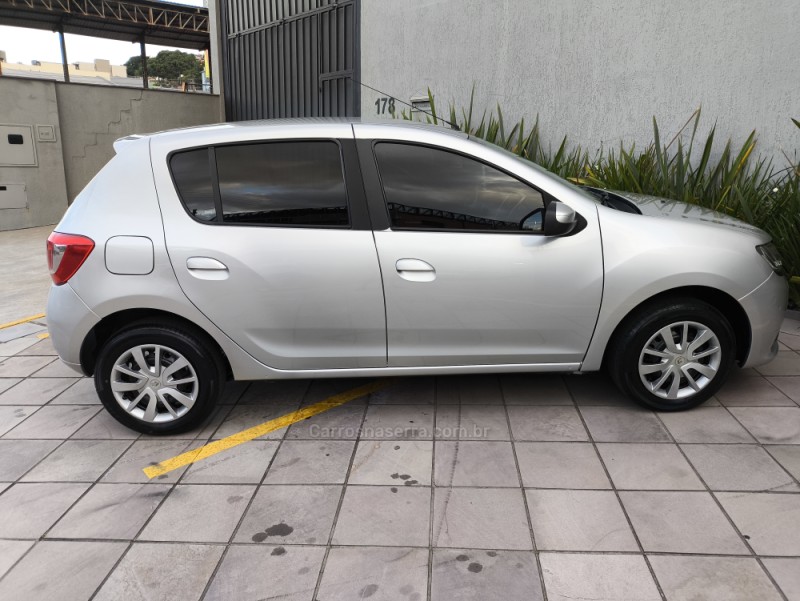 SANDERO 1.6 EXPRESSION 16V FLEX 4P MANUAL - 2015 - CAXIAS DO SUL