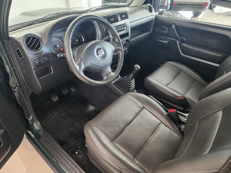 JIMNY 1.3 4SPORT 4X4 16V GASOLINA 2P MANUAL - 2015 - CAXIAS DO SUL