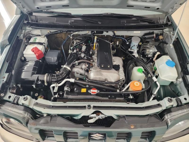 JIMNY 1.3 4SPORT 4X4 16V GASOLINA 2P MANUAL - 2015 - CAXIAS DO SUL