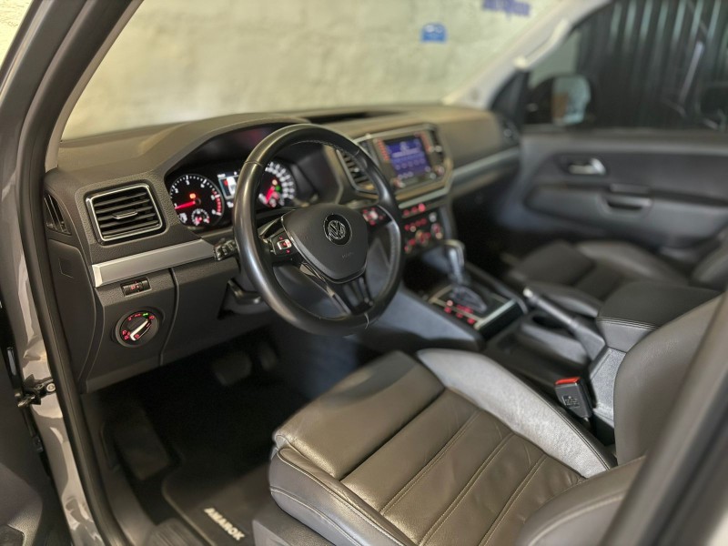 AMAROK 3.0 V6 TDI HIGHLINE CD DIESEL 4MOTION AUTOMÁTICO - 2022 - CAXIAS DO SUL