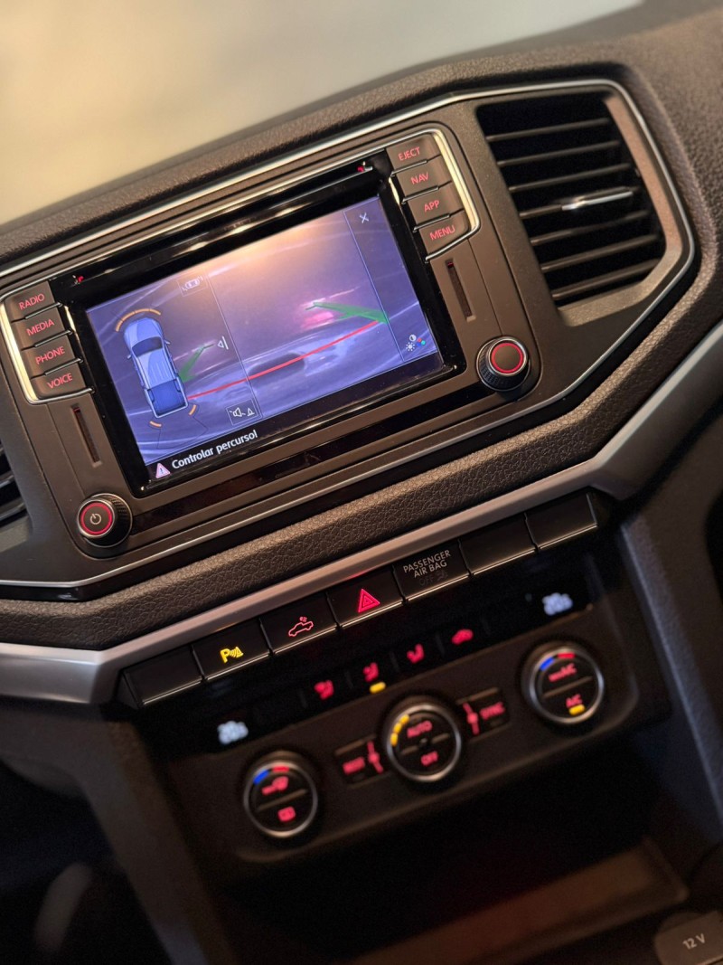 AMAROK 3.0 V6 TDI HIGHLINE CD DIESEL 4MOTION AUTOMÁTICO - 2022 - CAXIAS DO SUL