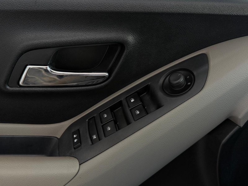 TRACKER 1.8 MPFI LTZ 4X2 16V FLEX 4P AUTOMÁTICO - 2015 - CAXIAS DO SUL