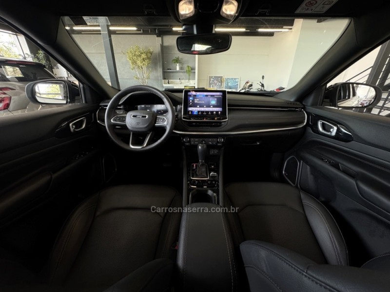 COMPASS 2.0 OVERLAND HURRICANE 4X4 TURBO GASOLINA 4P AUTOMÁTICO - 2025 - BENTO GONçALVES