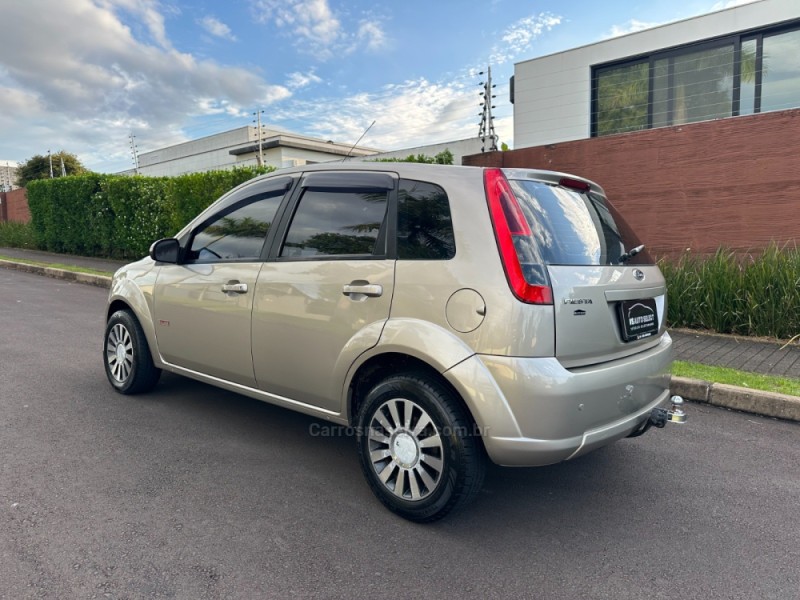 FIESTA 1.6 MPI CLASS 8V GASOLINA 4P MANUAL - 2011 - SãO LEOPOLDO