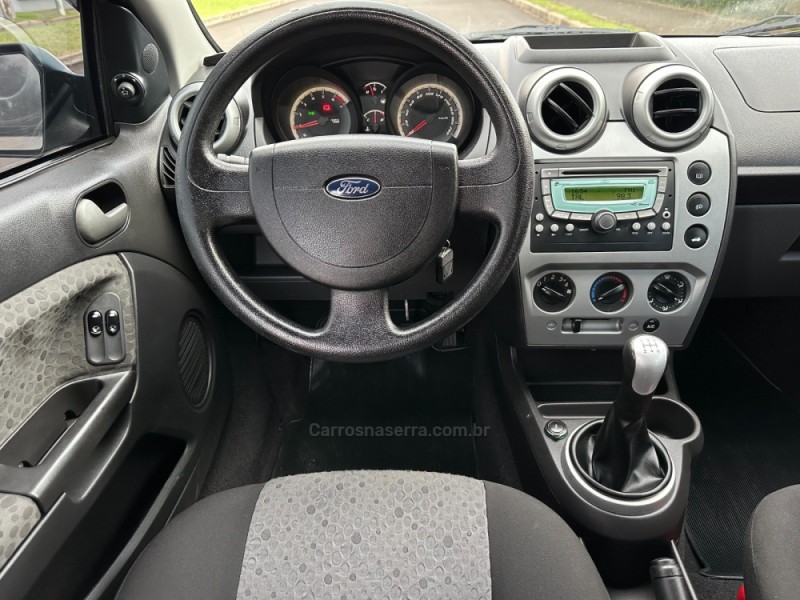 FIESTA 1.6 MPI CLASS 8V GASOLINA 4P MANUAL - 2011 - SãO LEOPOLDO