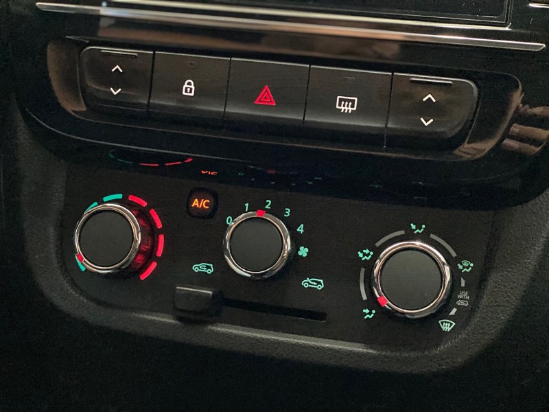 KWID 1.0 12V SCE FLEX INTENSE MANUAL - 2023 - CAXIAS DO SUL