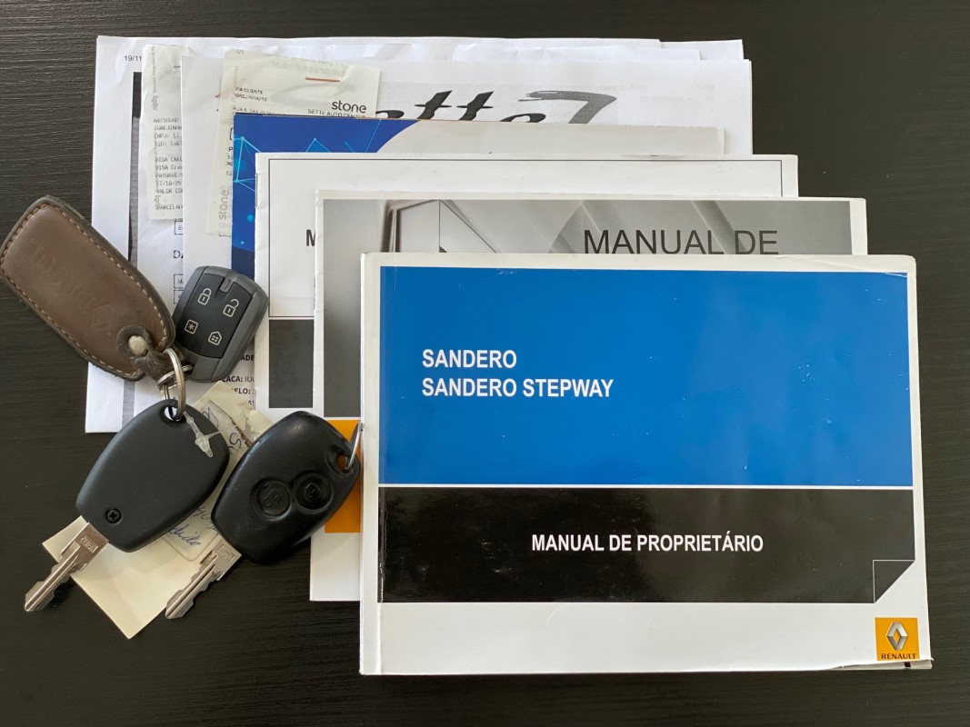 SANDERO 1.6 PRIVILÉGE 16V FLEX 4P AUTOMÁTICO - 2013 - CAXIAS DO SUL