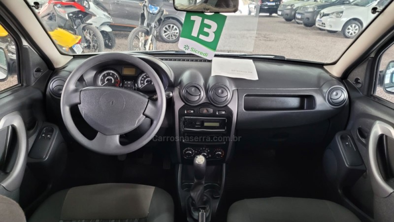 SANDERO 1.0 EXPRESSION 16V FLEX 4P MANUAL - 2013 - CAXIAS DO SUL