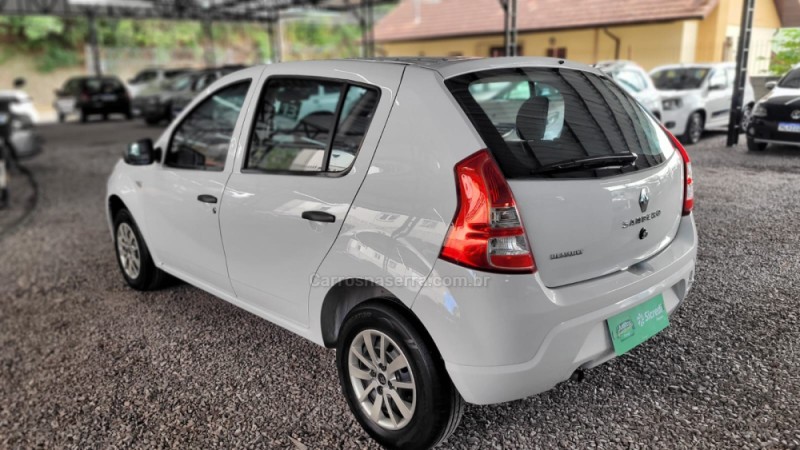SANDERO 1.0 EXPRESSION 16V FLEX 4P MANUAL - 2013 - CAXIAS DO SUL