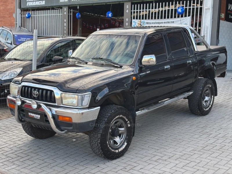 HILUX 3.0 SRV 4X2 CD 8V DIESEL 4P MANUAL - 2002 - CAXIAS DO SUL