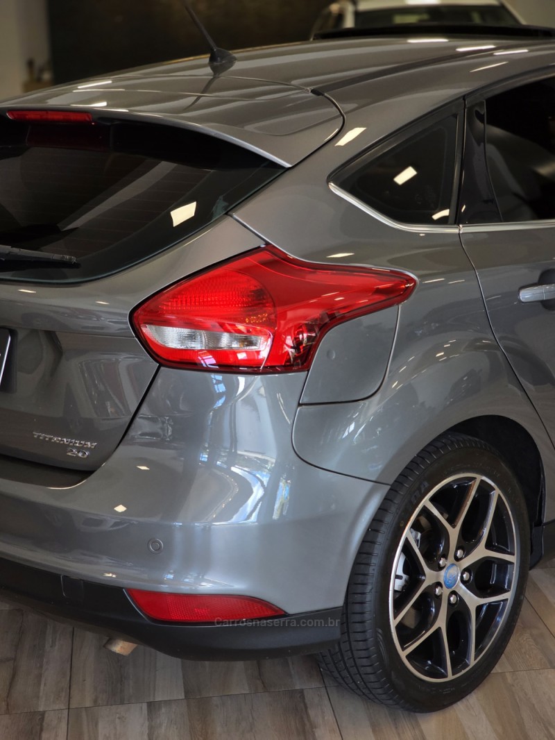 FOCUS 2.0 TITANIUM HATCH 16V FLEX 4P AUTOMÁTICO - 2017 - CAXIAS DO SUL