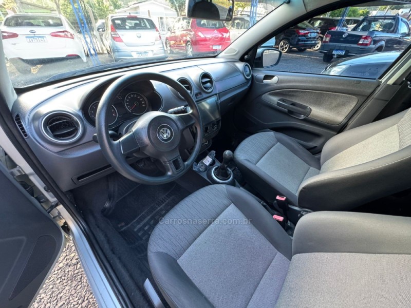 VOYAGE 1.0 MI CITY 8V FLEX 4P MANUAL - 2014 - IGREJINHA