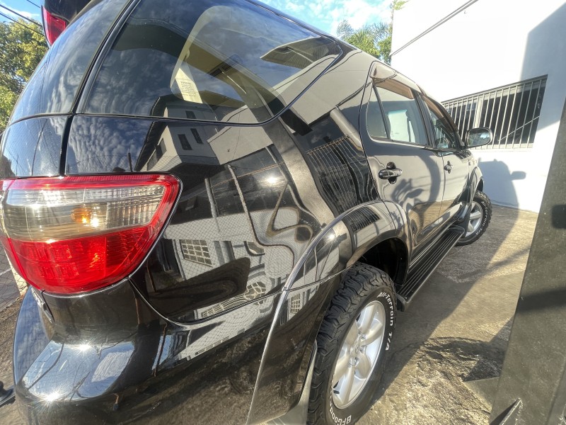 HILUX SW4 3.0 SRV 4X4 7 LUGARES 16V TURBO INTERCOOLER DIESEL 4P AUTOMÁTICO - 2010 - CAXIAS DO SUL