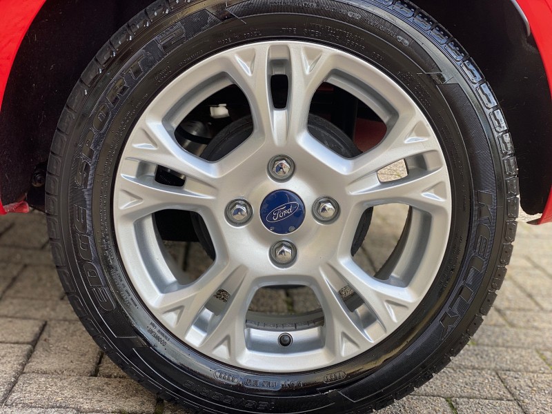 FIESTA 1.6 SE HATCH 16V FLEX 4P MANUAL - 2015 - CAXIAS DO SUL